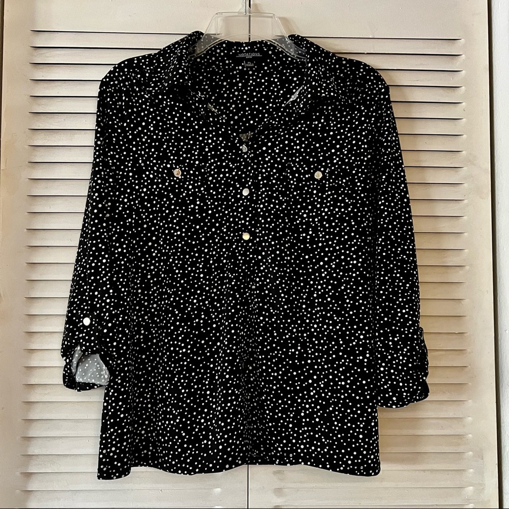 Notations petite polka-dot print top